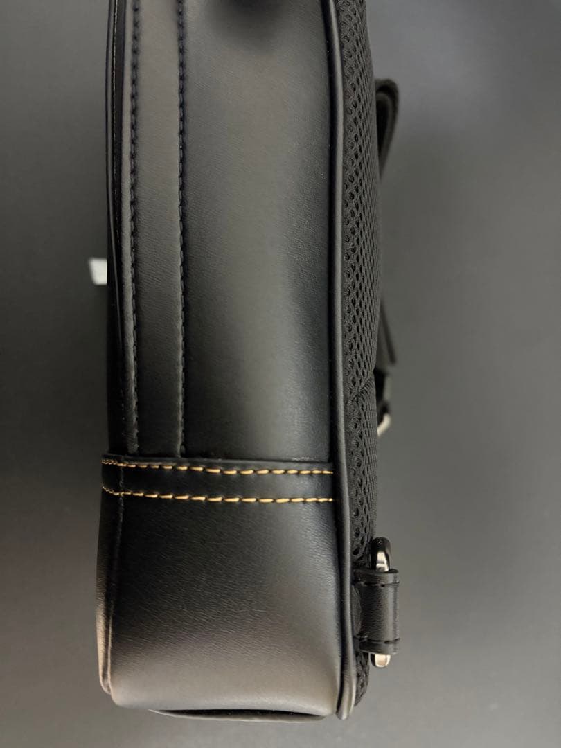 COACH コーチ バッグ ボディーバッグ レザー ブラック