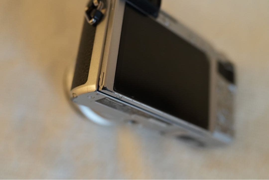 Lumix DMC−GX7MK2LK 単焦点ライカDGレンズキット