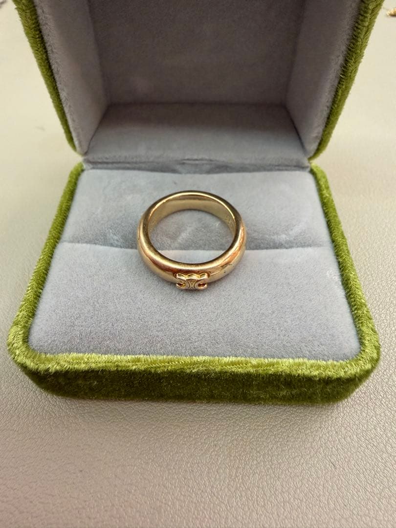 CELINE セリーヌトリオンフ モチーフ ゴールドカラー リング　ロゴ