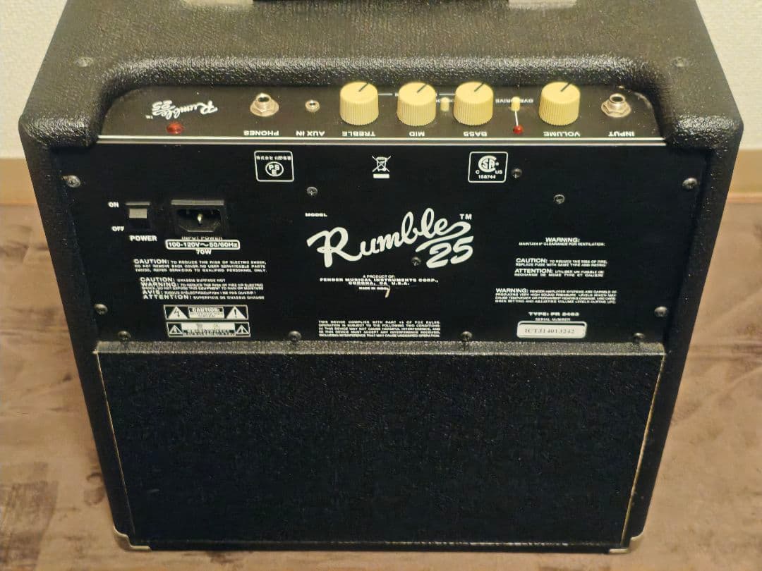 Fender Rumble 25 ベースアンプ