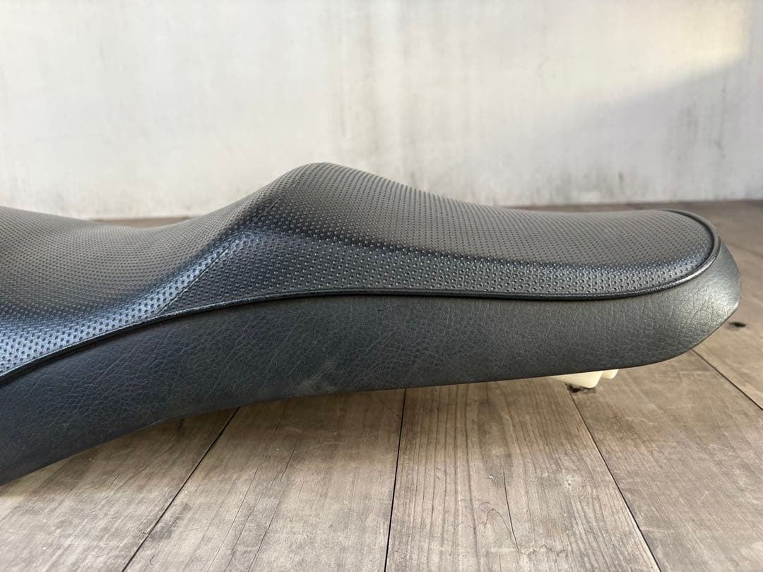 XJR1300 RP03J 純正シート