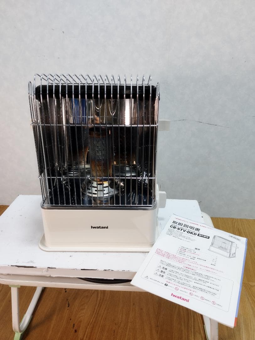 Y☆220 イワタニ カセットガスストーブ CB-STV-DKD