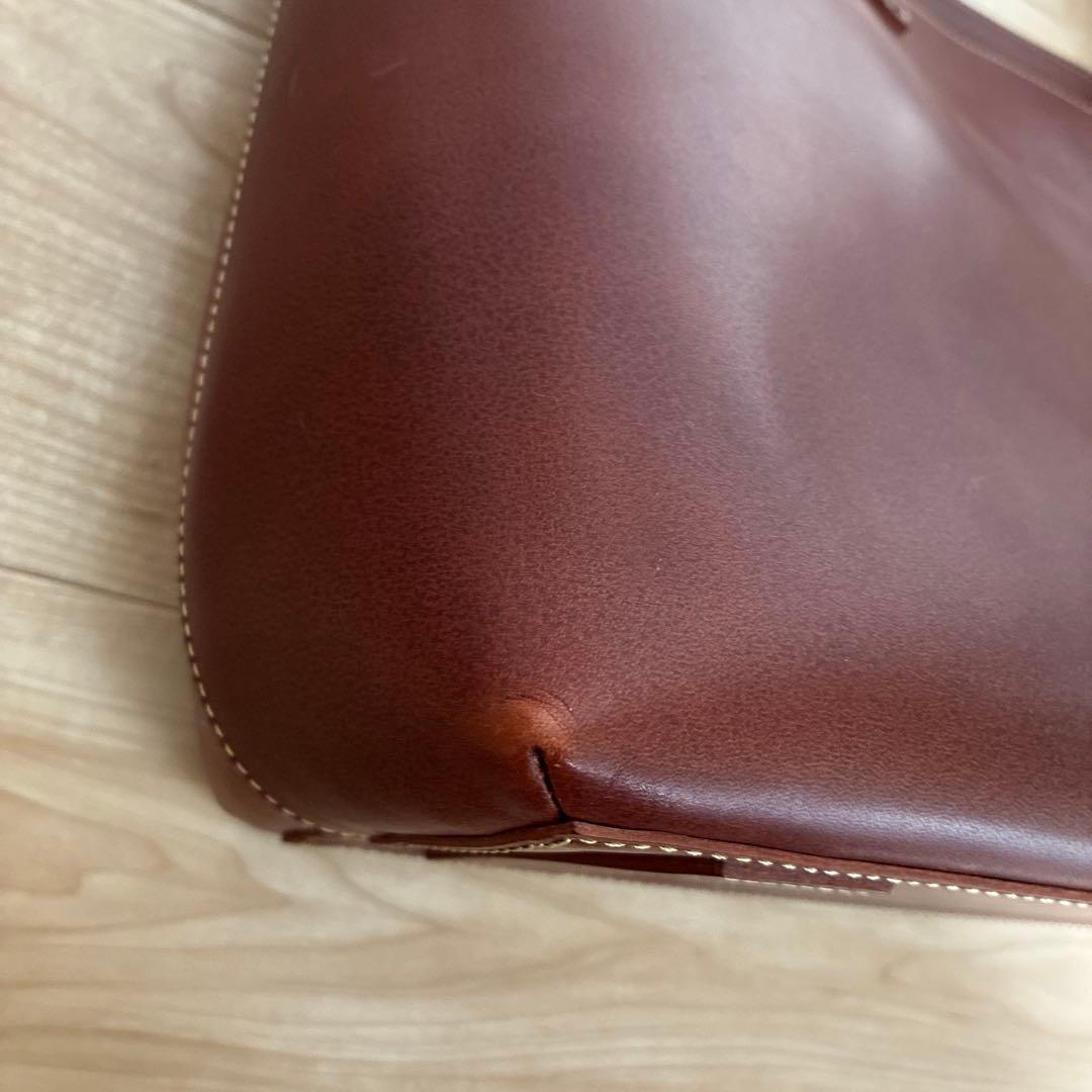 土屋鞄　ディアリオラージトート　数量限定色　ブラウン