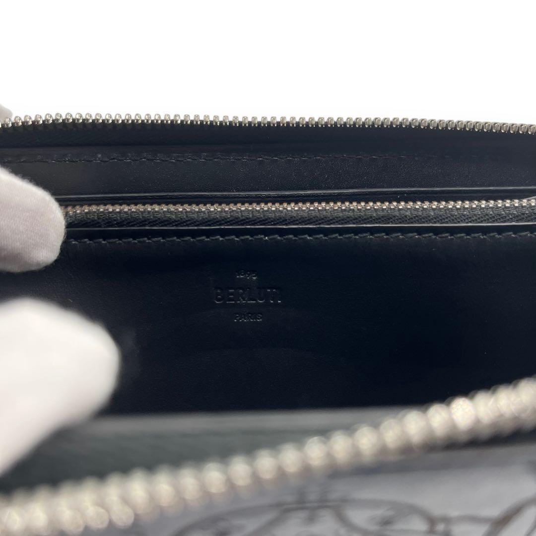 美品■ベルルッティ　カリグラフィー　ラウンドジップ　ロングウォレット　ネイビー