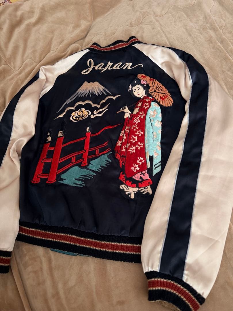 ２面用 テーラー東洋 虎 富士山 和服の女性 日本限定スカジャン vintage