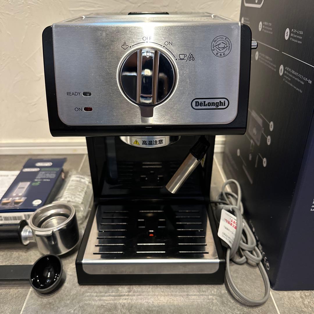 デロンギ エスプレッソカプチーノメーカー ECP3220J-BK