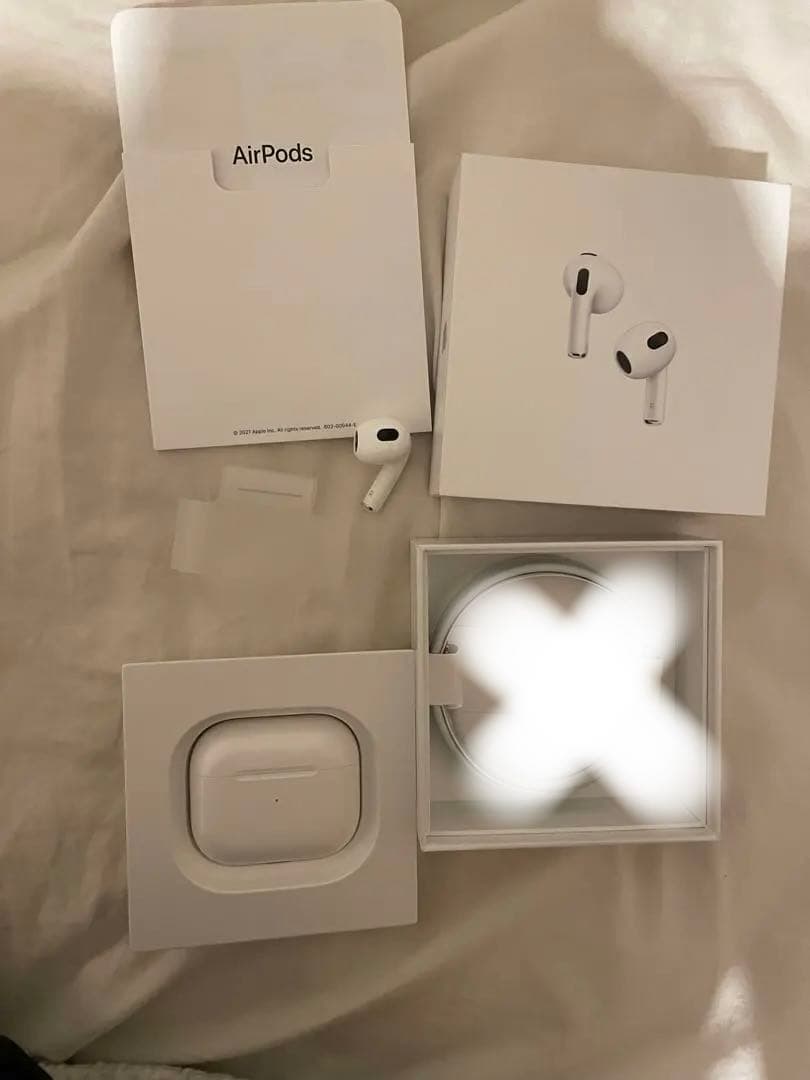 Apple Airpods (第3世代) MME73J/A右耳のみ