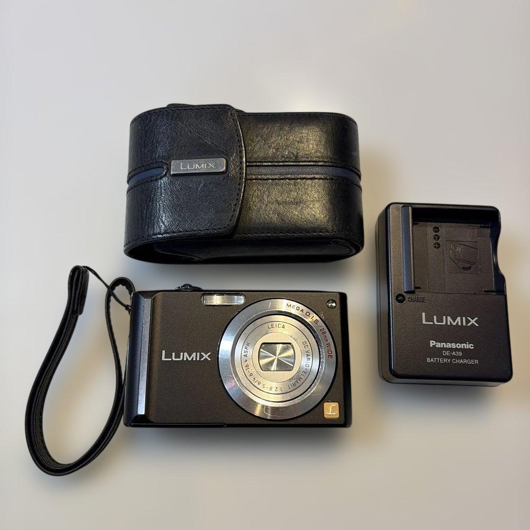 パナソニック LUMIX コンパクトデジタルカメラ　DMC-FX55
