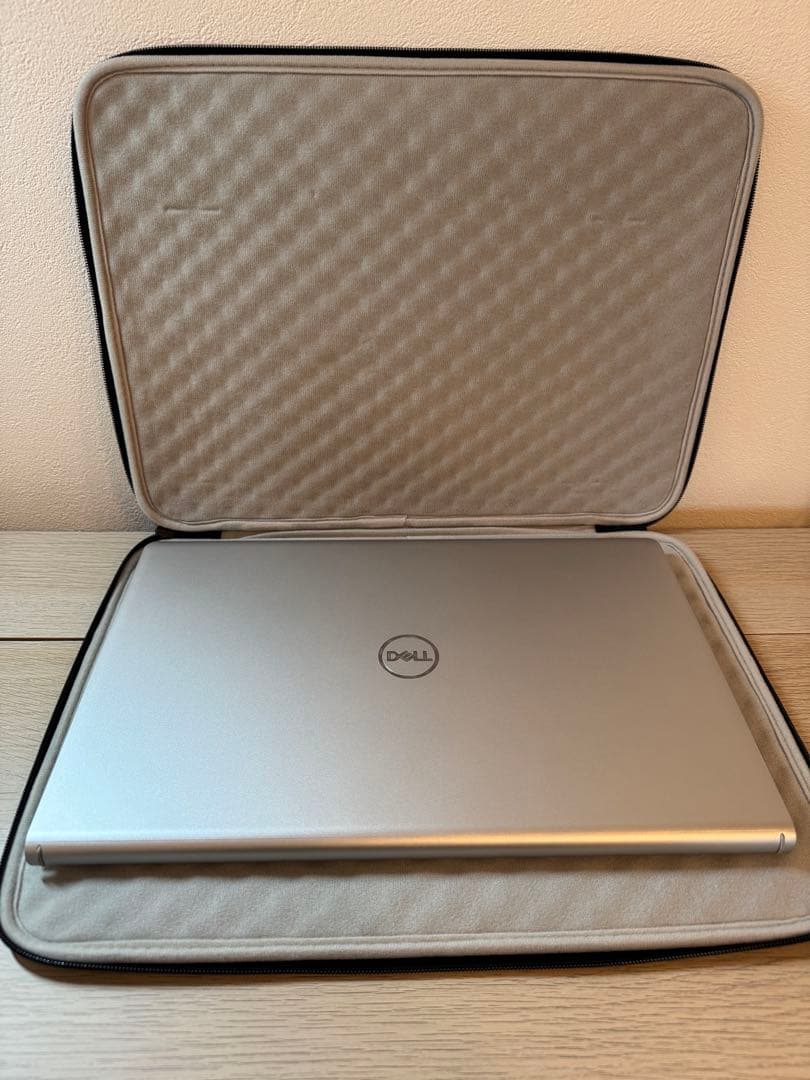 【美品】Dell 15 DC15255 Ryzen5 7530U 16GB