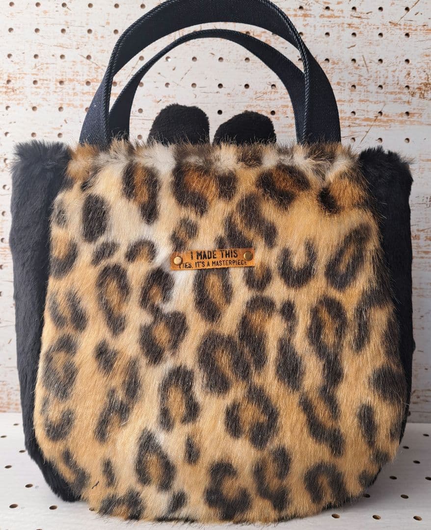 ゆ*ら様 コヤンイサムチョン　リトルサンダー　エコファートートバッグ&ポーチ