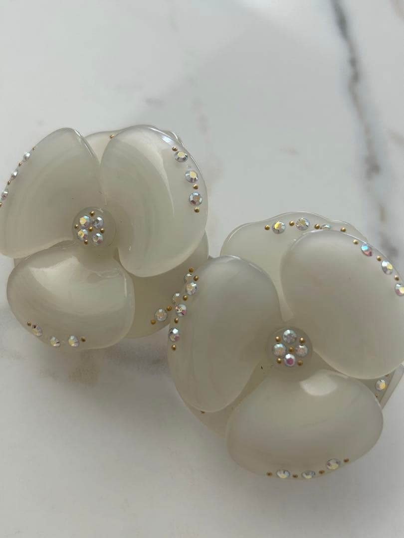 アレクサンドルドゥパリ　双子　カメリア　バレッタ