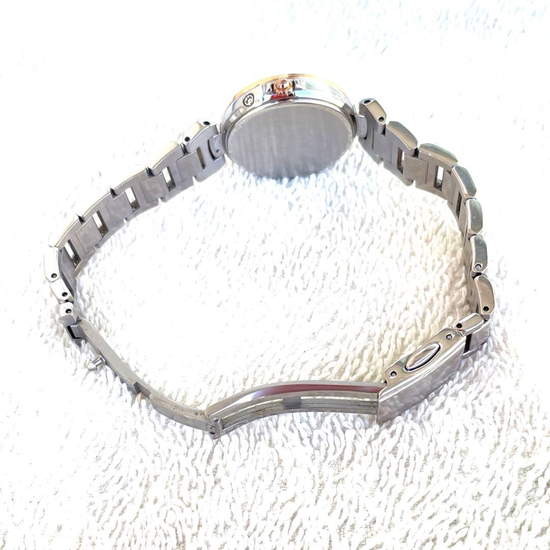 美品❣クロスシーxC H240　ペールピンク文字盤　ハッピーフライト　稼働