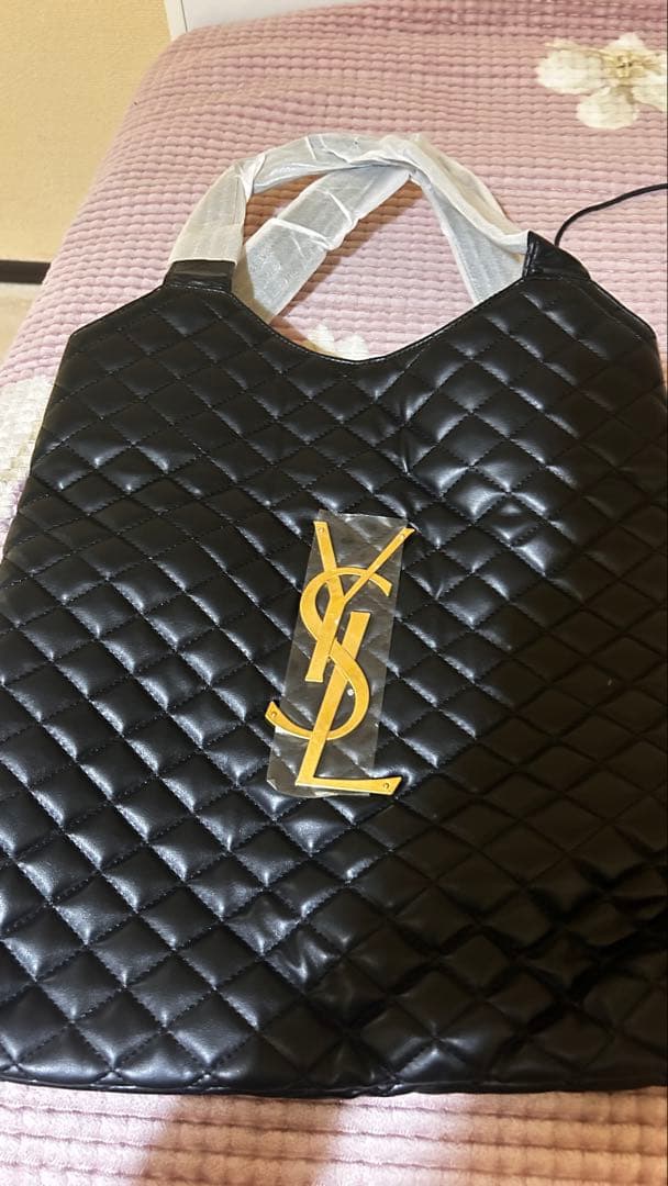 YSL キルティングエコバッグ 黒