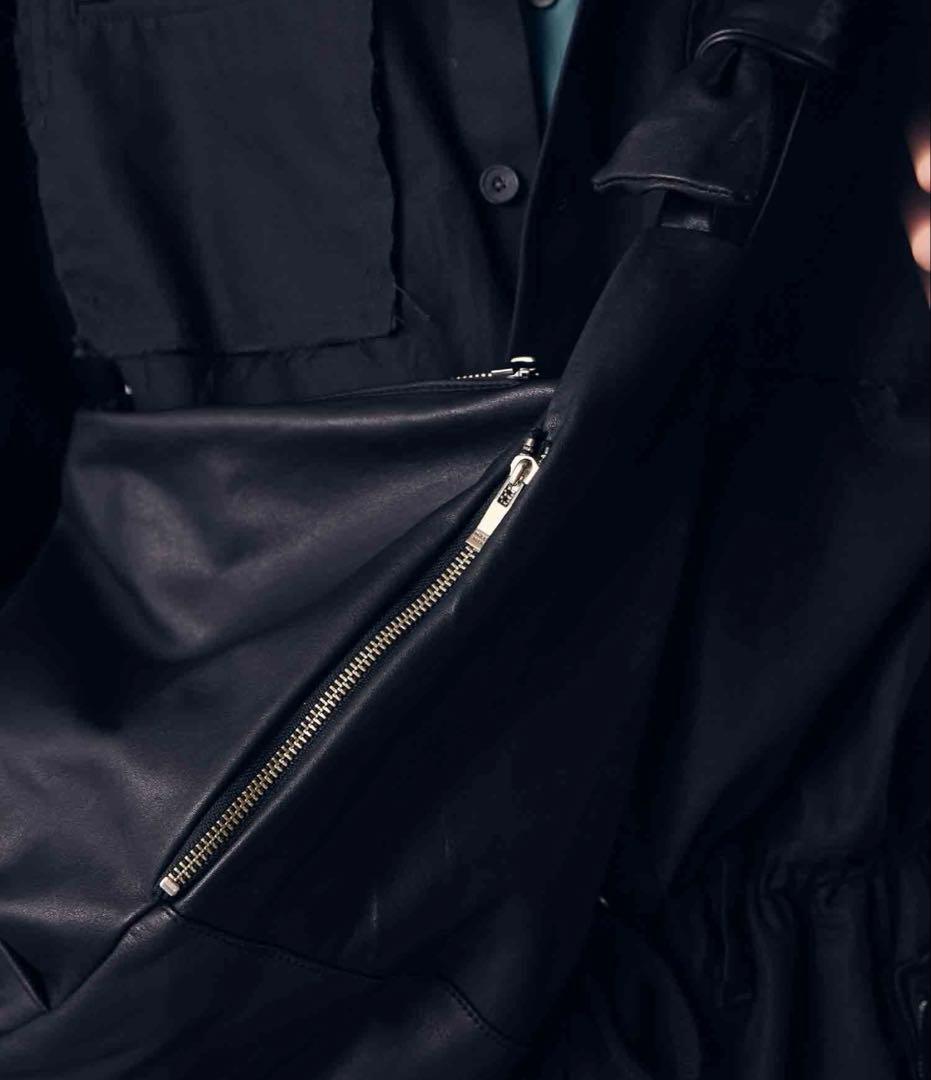 MAISON SPECIAL メゾンスペシャル 完売レザーショルダーバナナバッグ