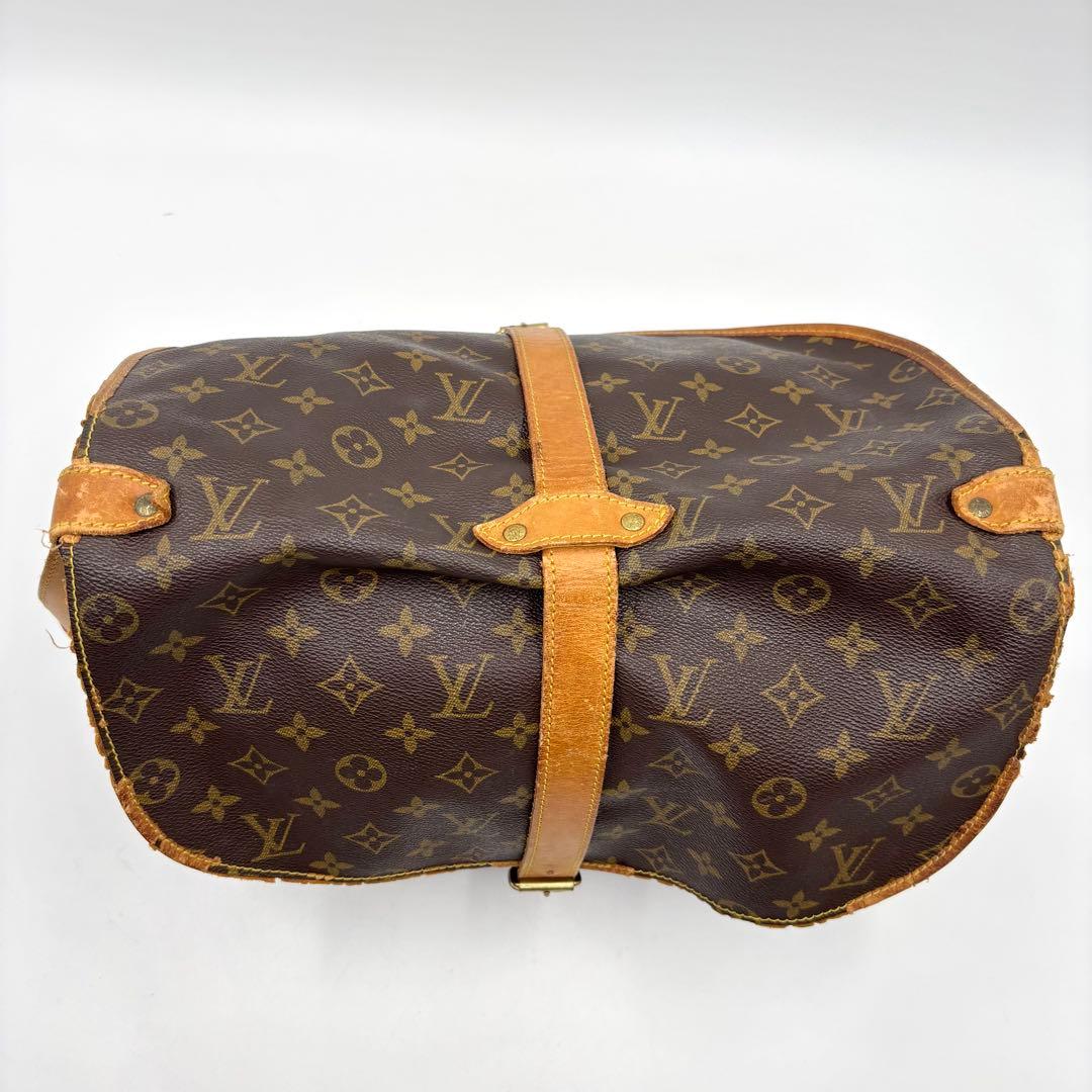 LOUIS VUITTON ルイヴィトン ソミュール ショルダーバッグ