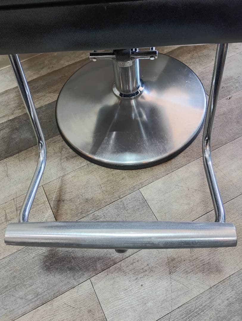 タカラベルモントスタイリングチェア③