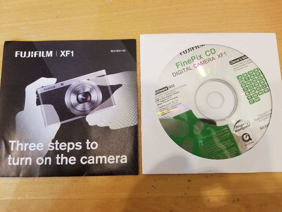 FUJIFILM XF1 元箱付き ヴィンテージ カメラ レトロ