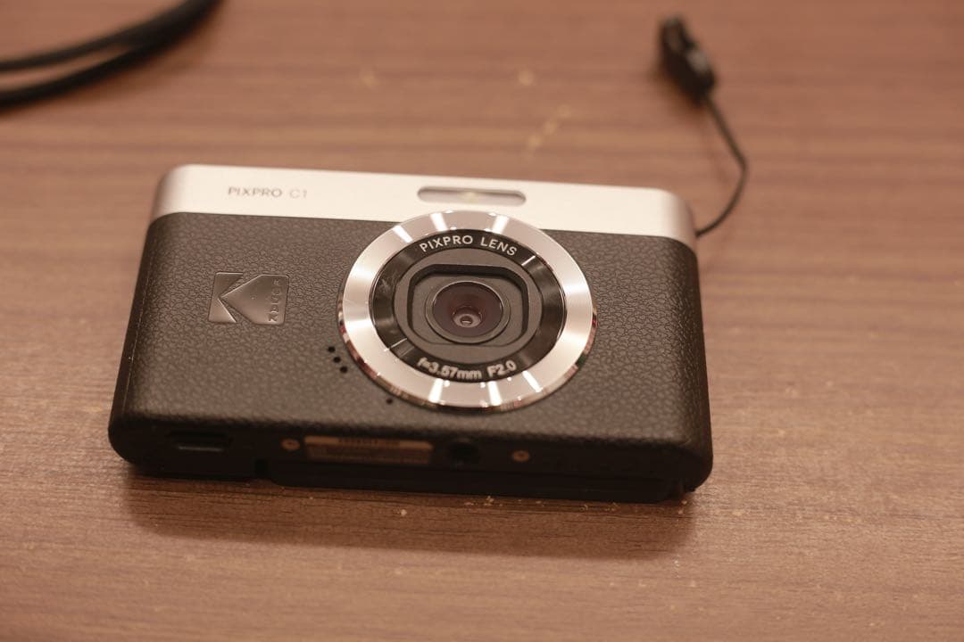 デジタルカメラ pixpro c1