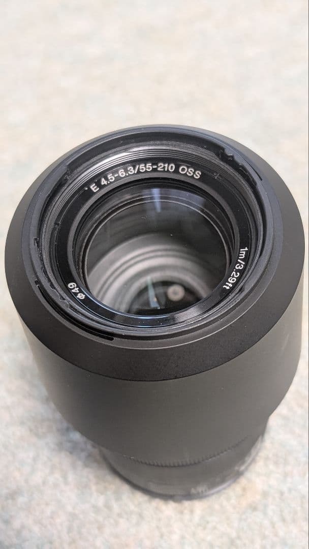 Sony 55-210mm f/4.5-6.3 OSS ズームレンズ
