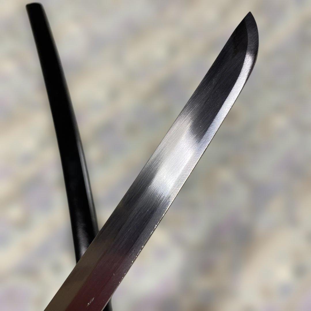 上級模造刀 黒柄 雲龍金縁楕円鍔