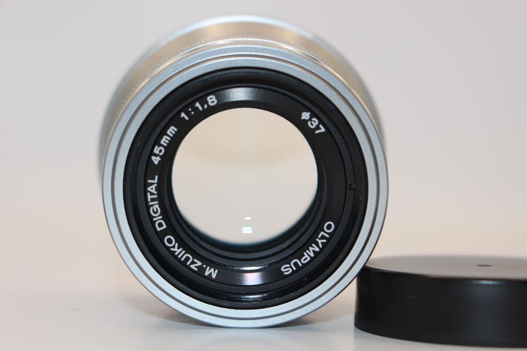 ★おすすめ★ オリンパス　M.ZUIKO DIGITAL 45mm 単焦点レンズ
