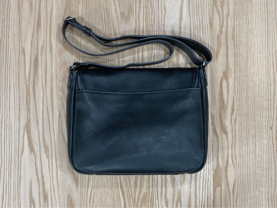 土屋鞄 TSUCHIYA KABAN トーンオイルヌメ ショルダー バッグ 黒