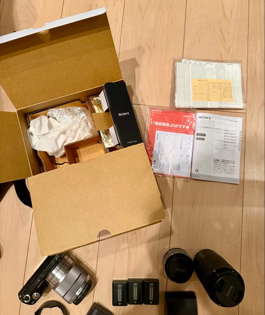 美品　NEX-5N Sony ミラーレス一眼　カメラ　望遠レンズ・バッテリー付