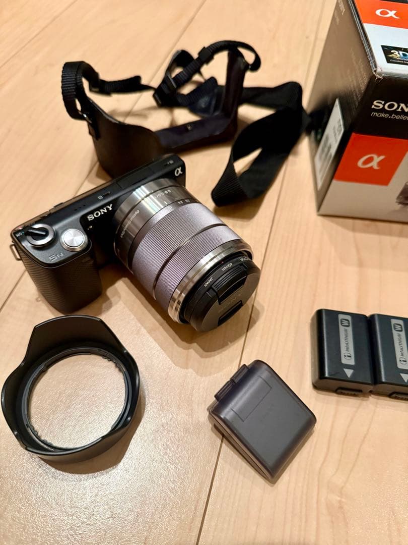美品　NEX-5N Sony ミラーレス一眼　カメラ　望遠レンズ・バッテリー付