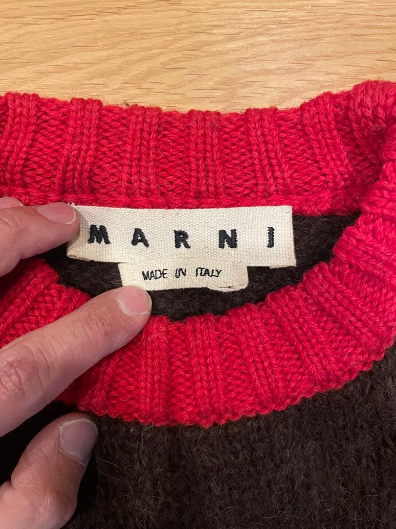 MARNI ブラウン・レッド ニットセーター
