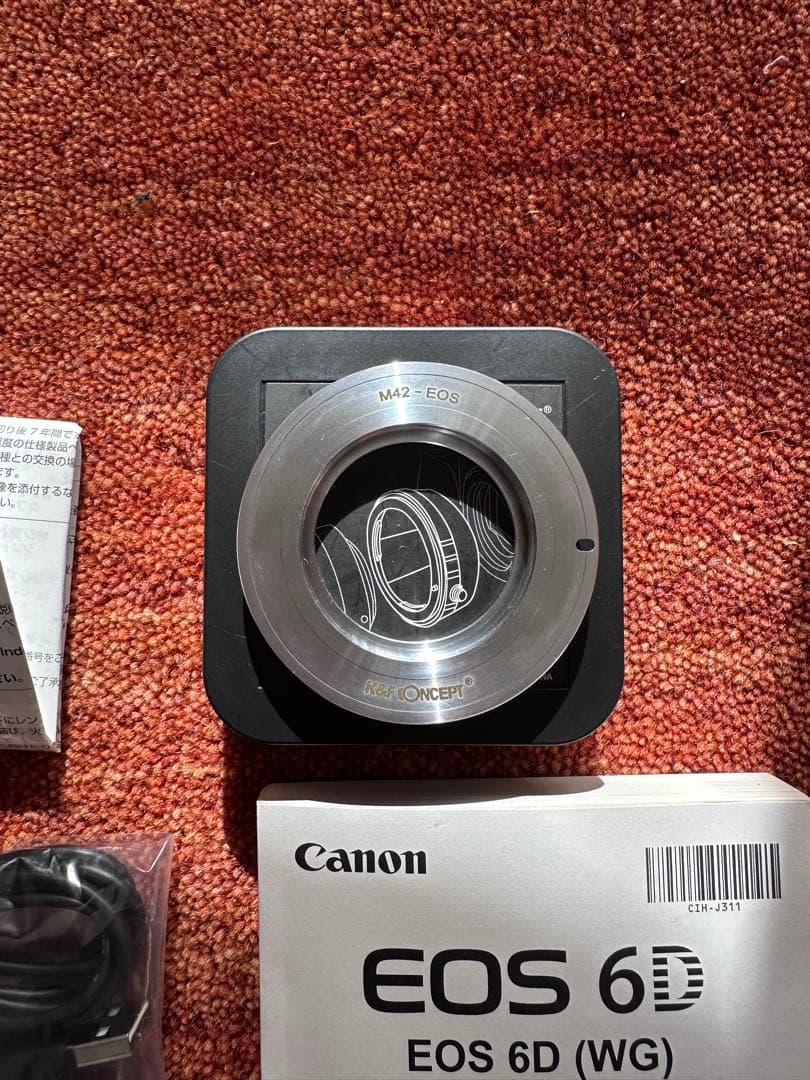 Canon EOS 6D 単焦点レンズ50mm、望遠レンズ70-300mm 付き