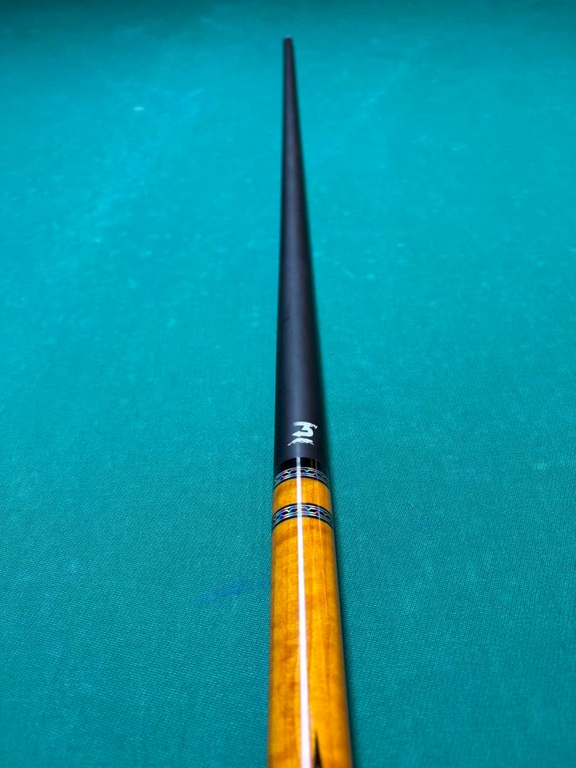 ビリヤードキュー　ユニロックジョイント「プレデターではない」
