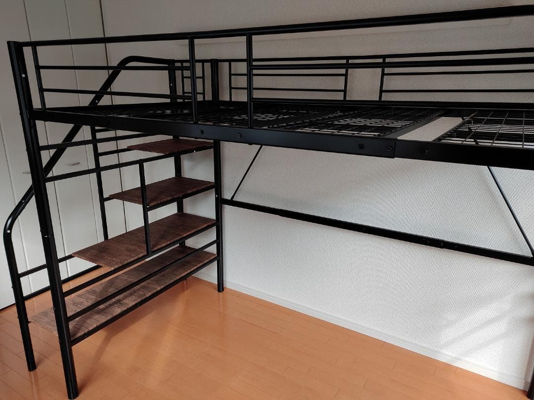 【引き取りのみ】【葛飾区】　ロフトベッド　セミダブル　階段付き　コンセント有