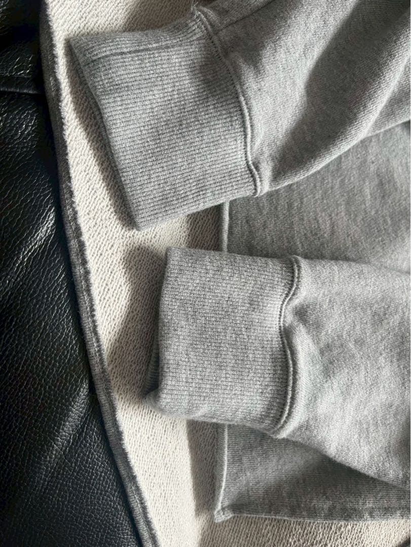 BEARDSLEY サイドスリット トレーナー