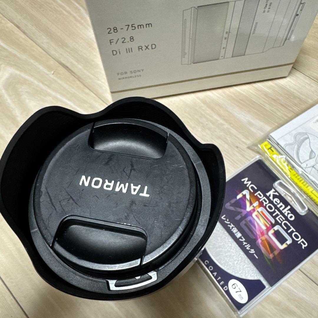 TAMRON 28-75mm F28 DI ズームレンズ 保護フィルターつき