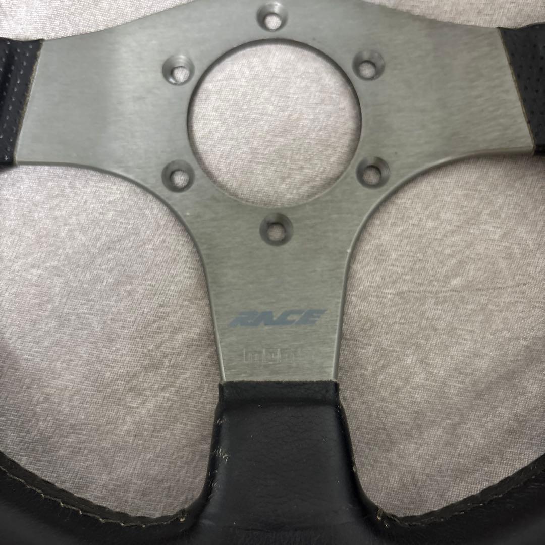 Momo モモ ステアリング 33φ