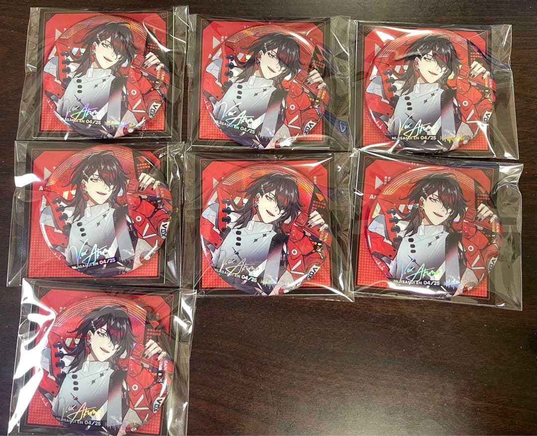 次元波板糖 × NIJISANJI EN 缶バッジ　ヴォックス・アクマ