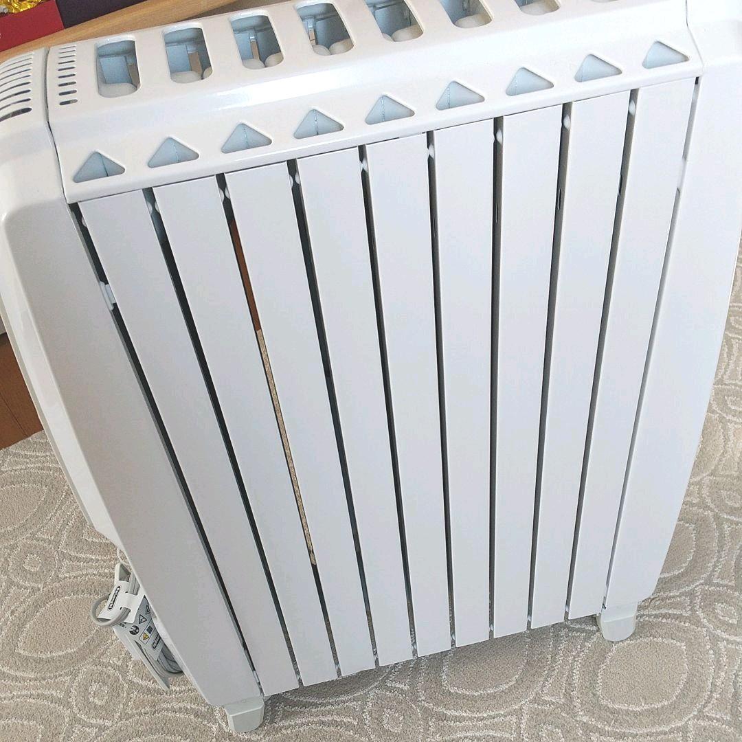 美品  デロンギオイルヒーター  DeLonghi DDQ0915-WH
