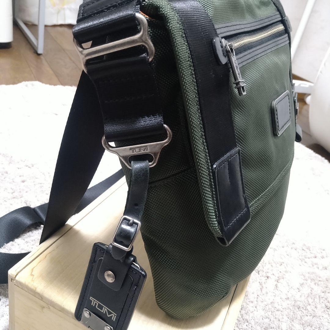 TUMI 【22371SPH Beatle Mini ショルダー バッグ】