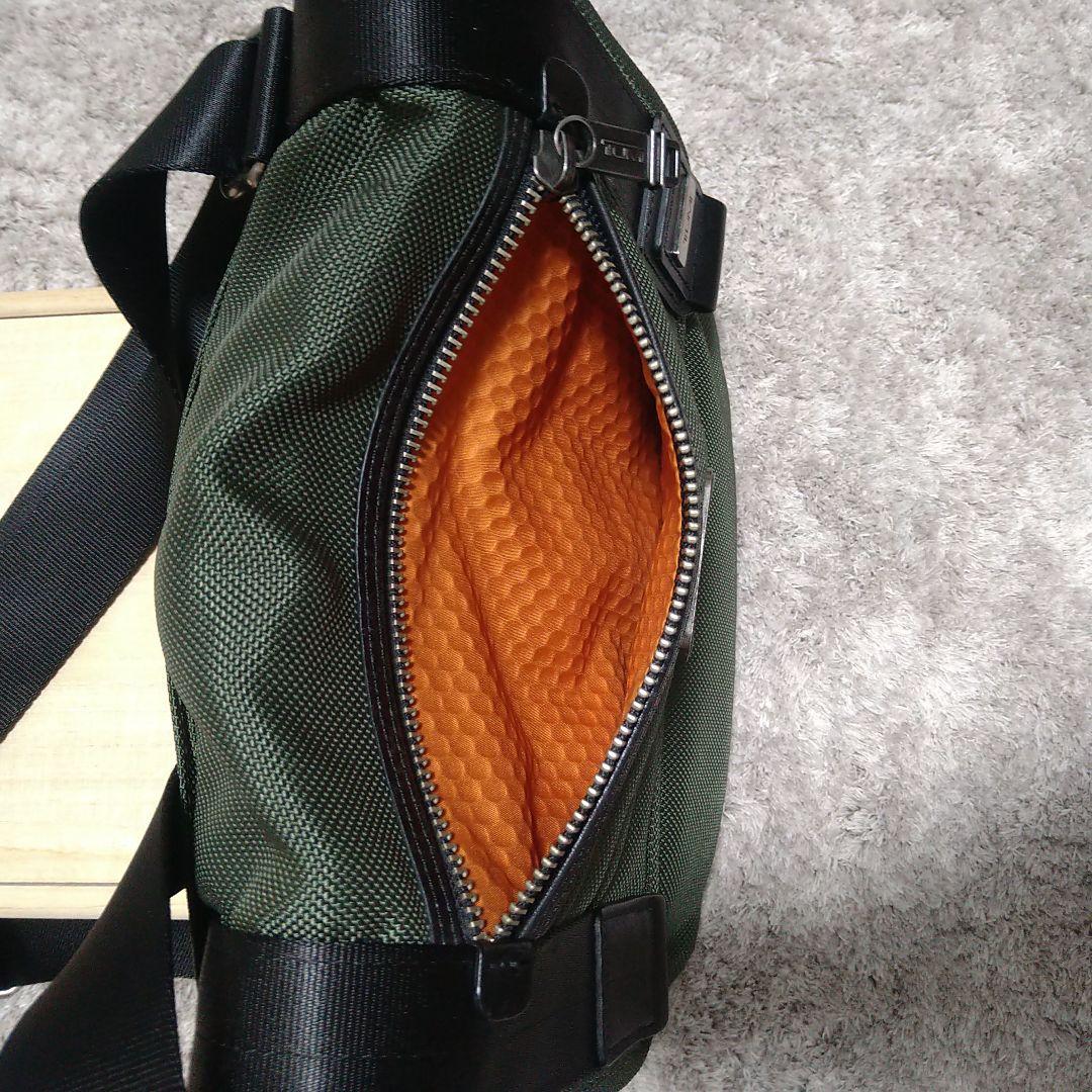 TUMI 【22371SPH Beatle Mini ショルダー バッグ】