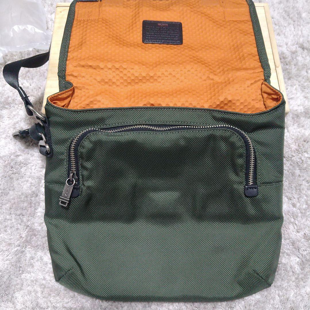 TUMI 【22371SPH Beatle Mini ショルダー バッグ】