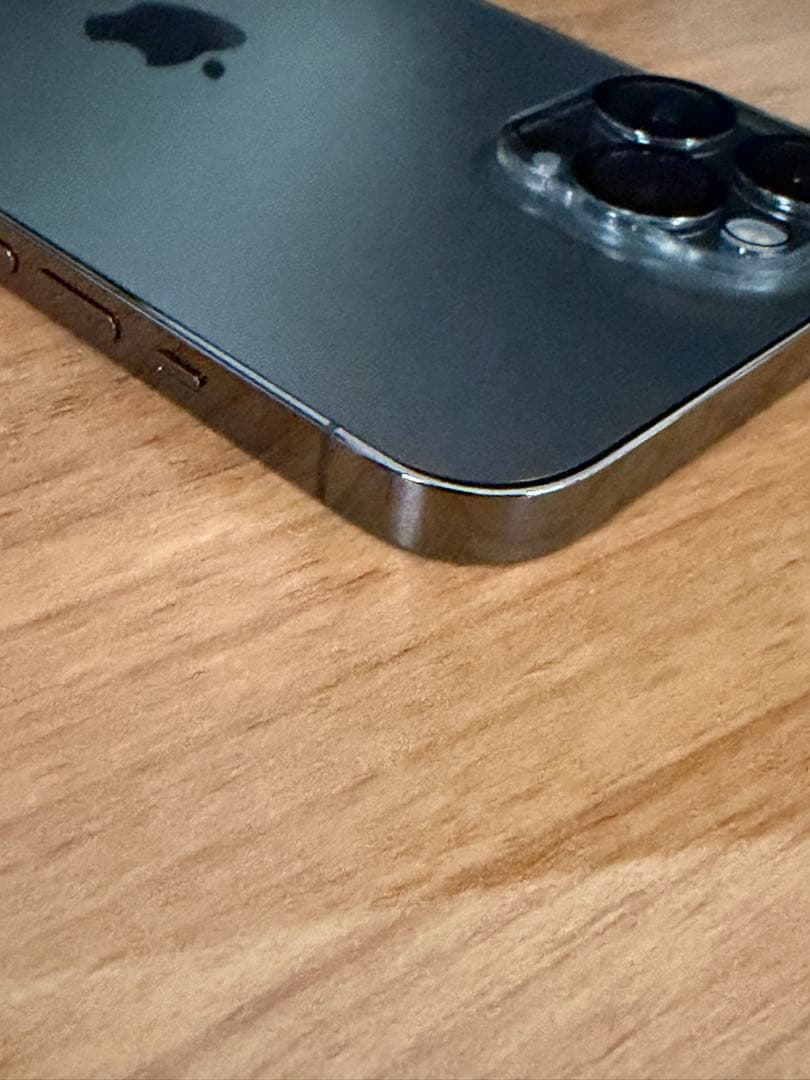 【美品】iPhone 12 Pro Max 256GB グラファイトSIMフリー