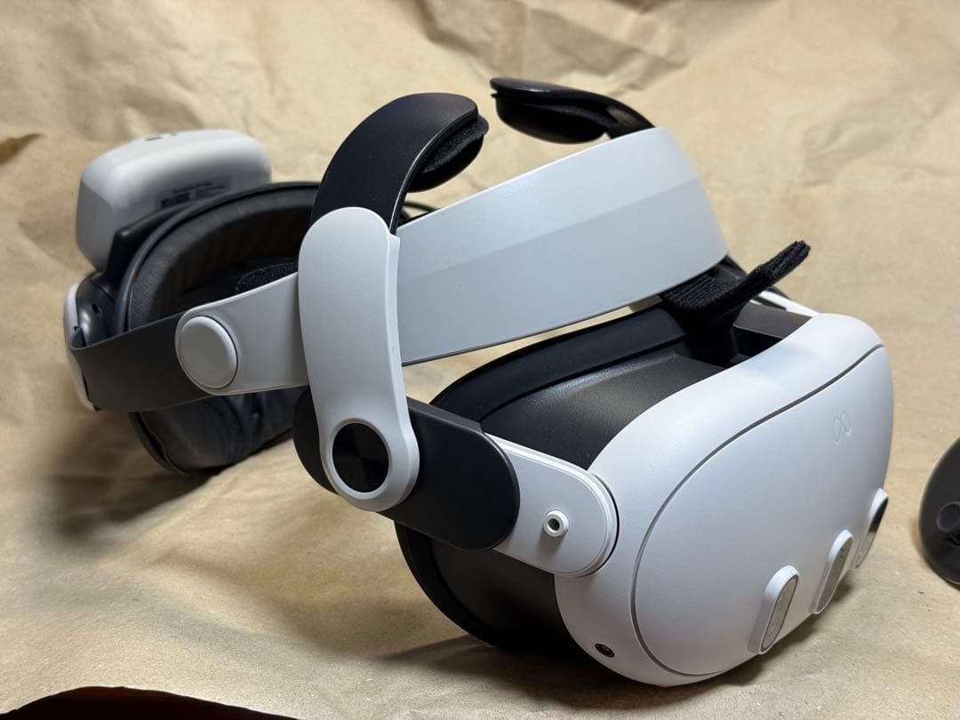 ※TRICELL【美品】 Quest3 512GB ＋ おまけ多数