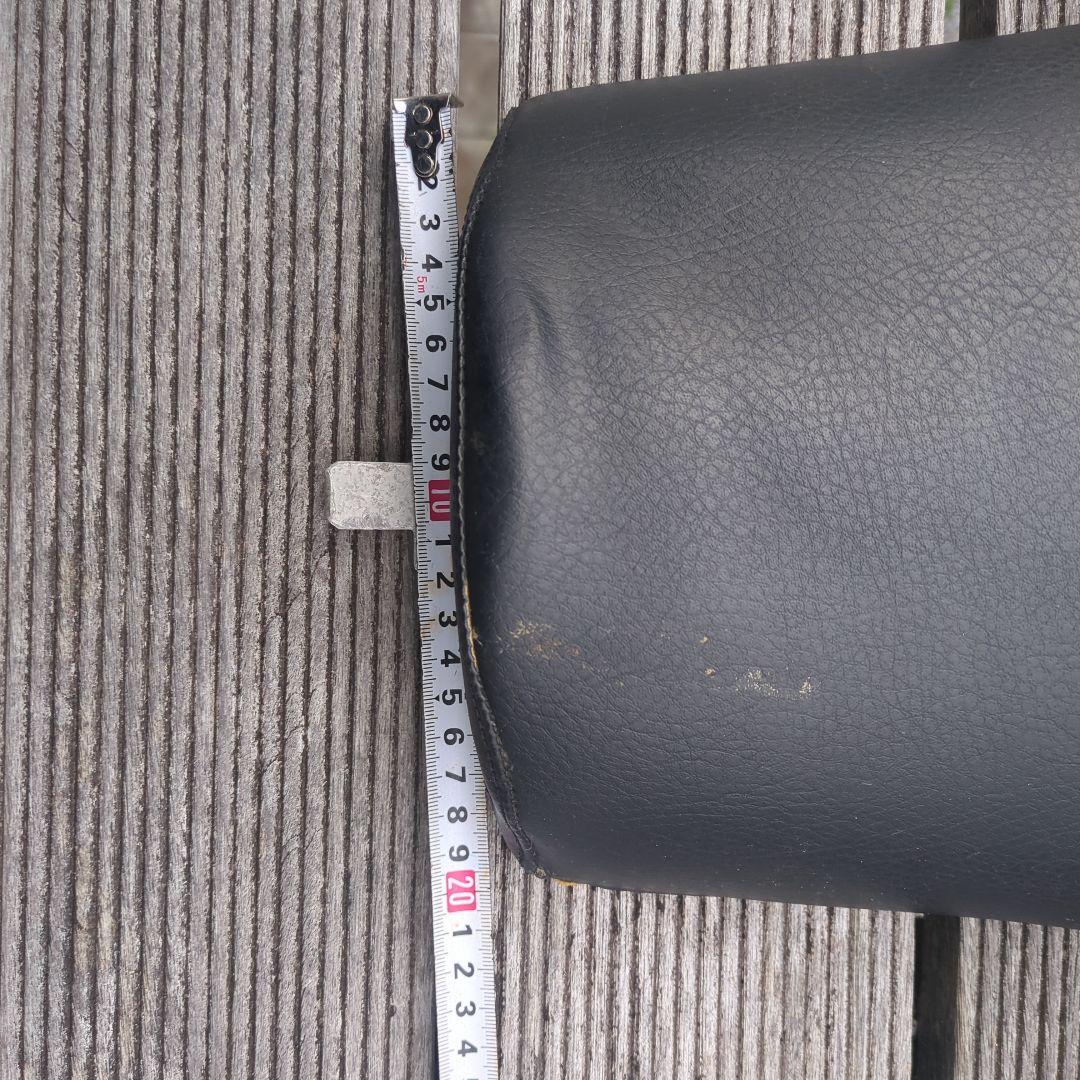 コレクター向け Bryan Curtis カフェレーサー バイクシート 黒