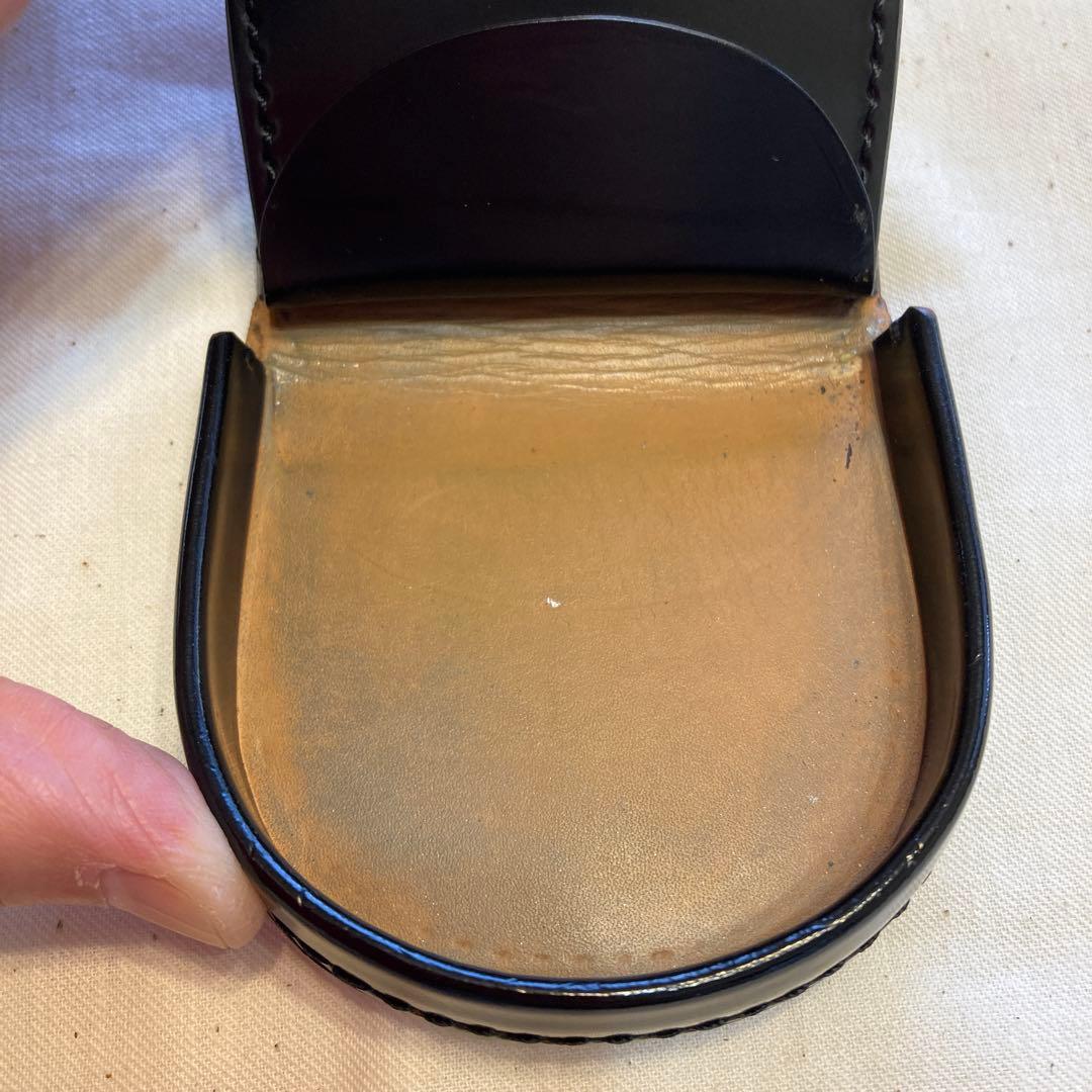 大峡製鞄　コードバン馬蹄型小銭入れ　革張り黒色　中古品