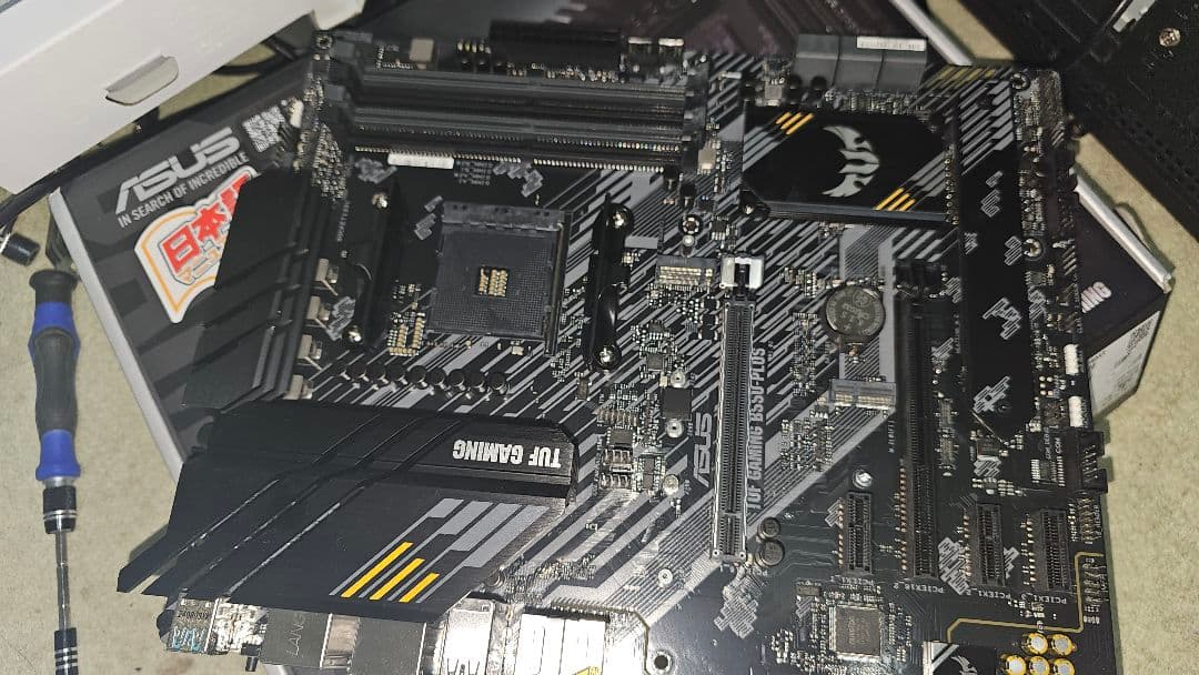 マザーボード TUF GAMING B550-PLUS