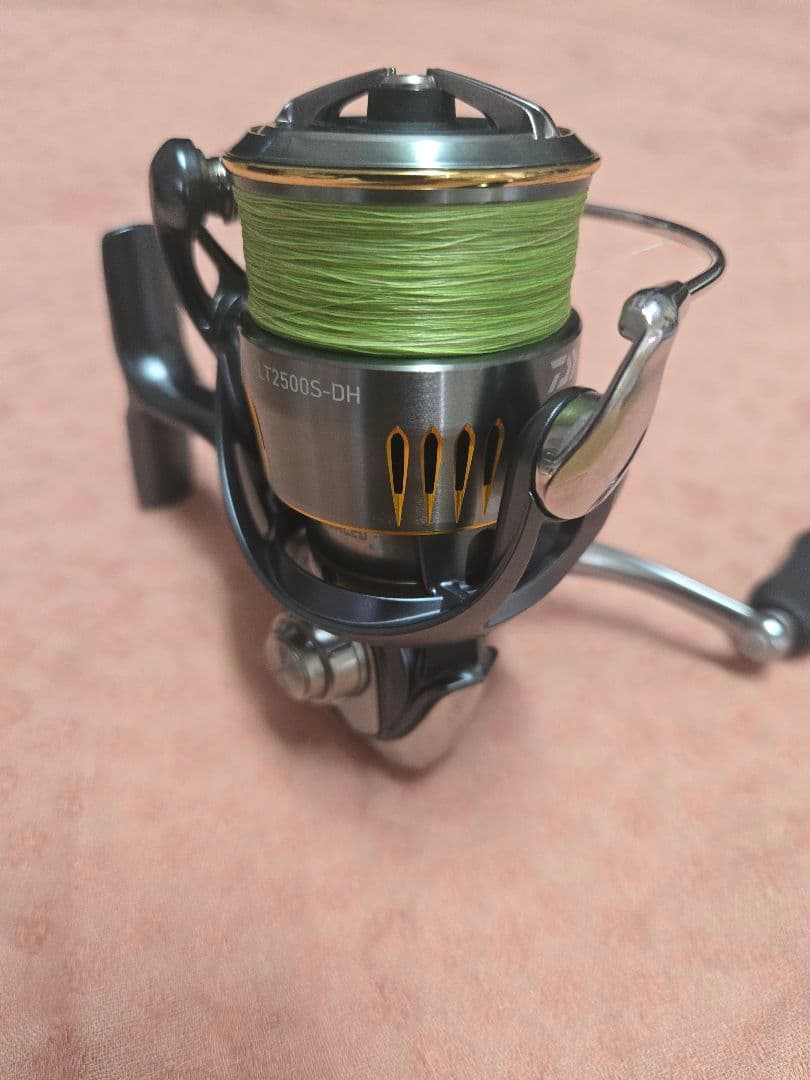 ダイワ　23エアリティ　LT2500S-DH　美品