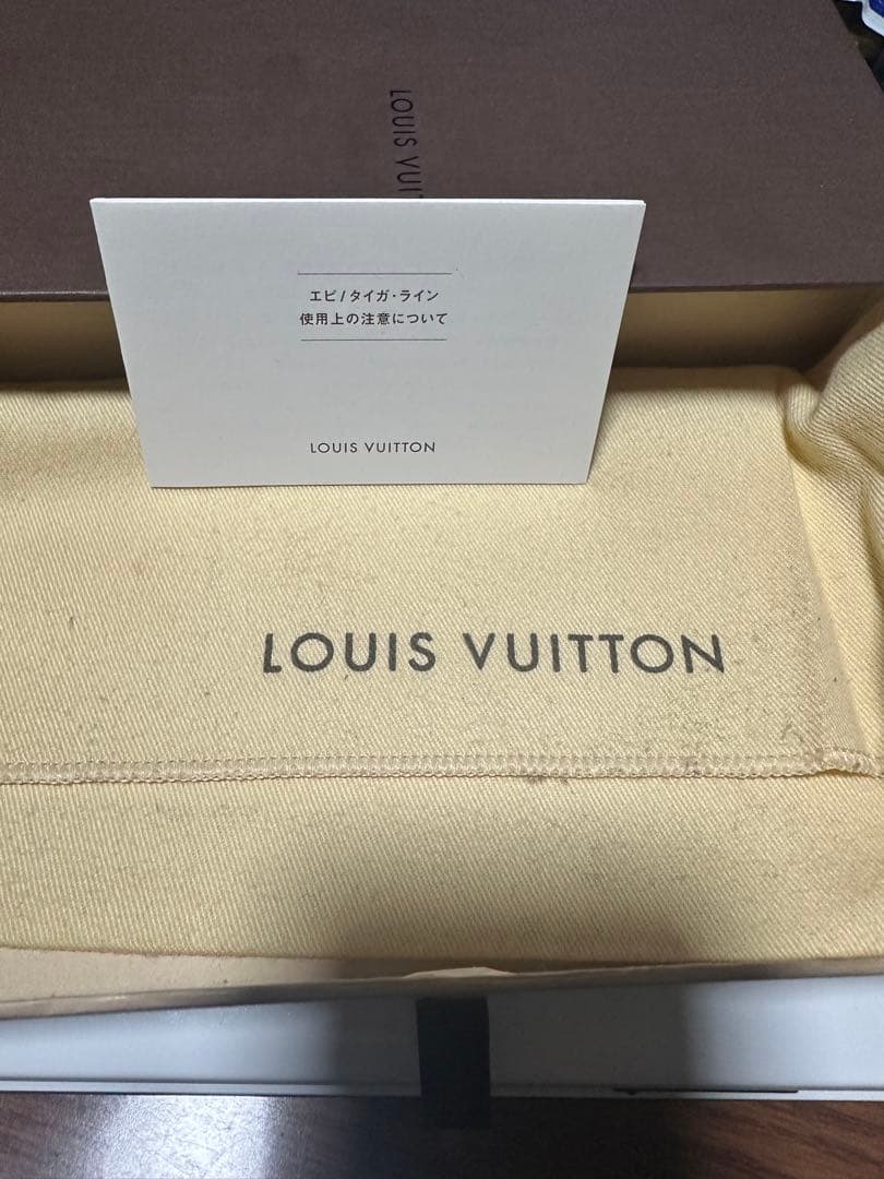 ルイヴィトン LOUIS VUITTON エピ 長財布