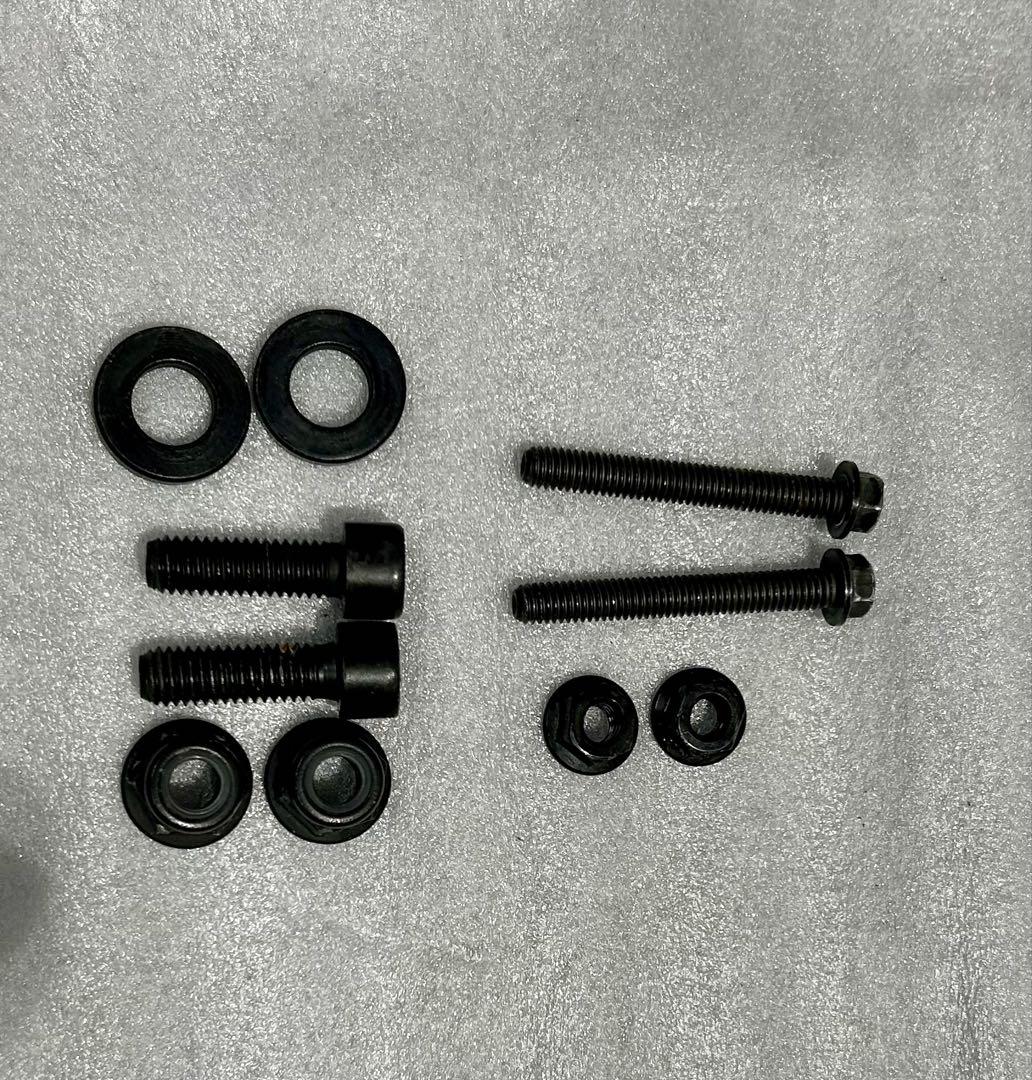 SV650専用　VP55B- GIVI リアキャリア