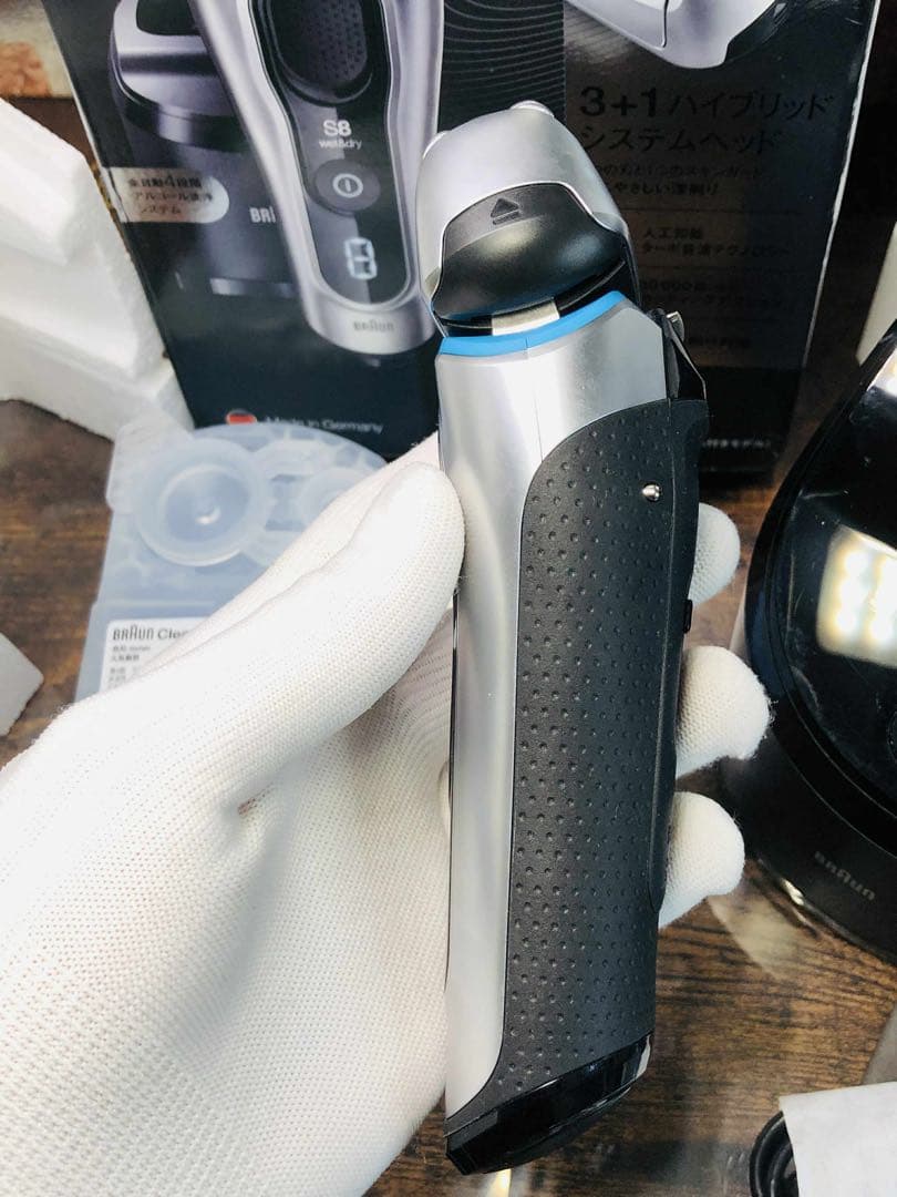 【美品】BRAUN Series 8 8390ccブラウンメンズ電気シェーバー