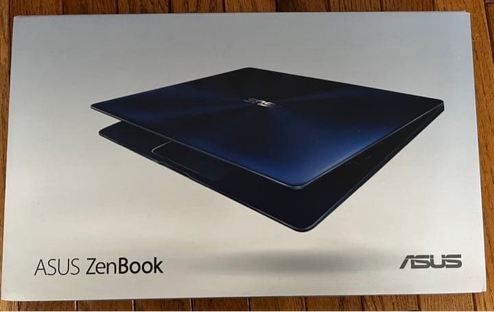 ASUS ZenBook 赤坂直営店開店1周年記念モデル　ピンクゴールド
